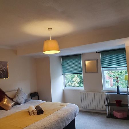 Lovely 1Bedrood Apartment Guildford Ngoại thất bức ảnh