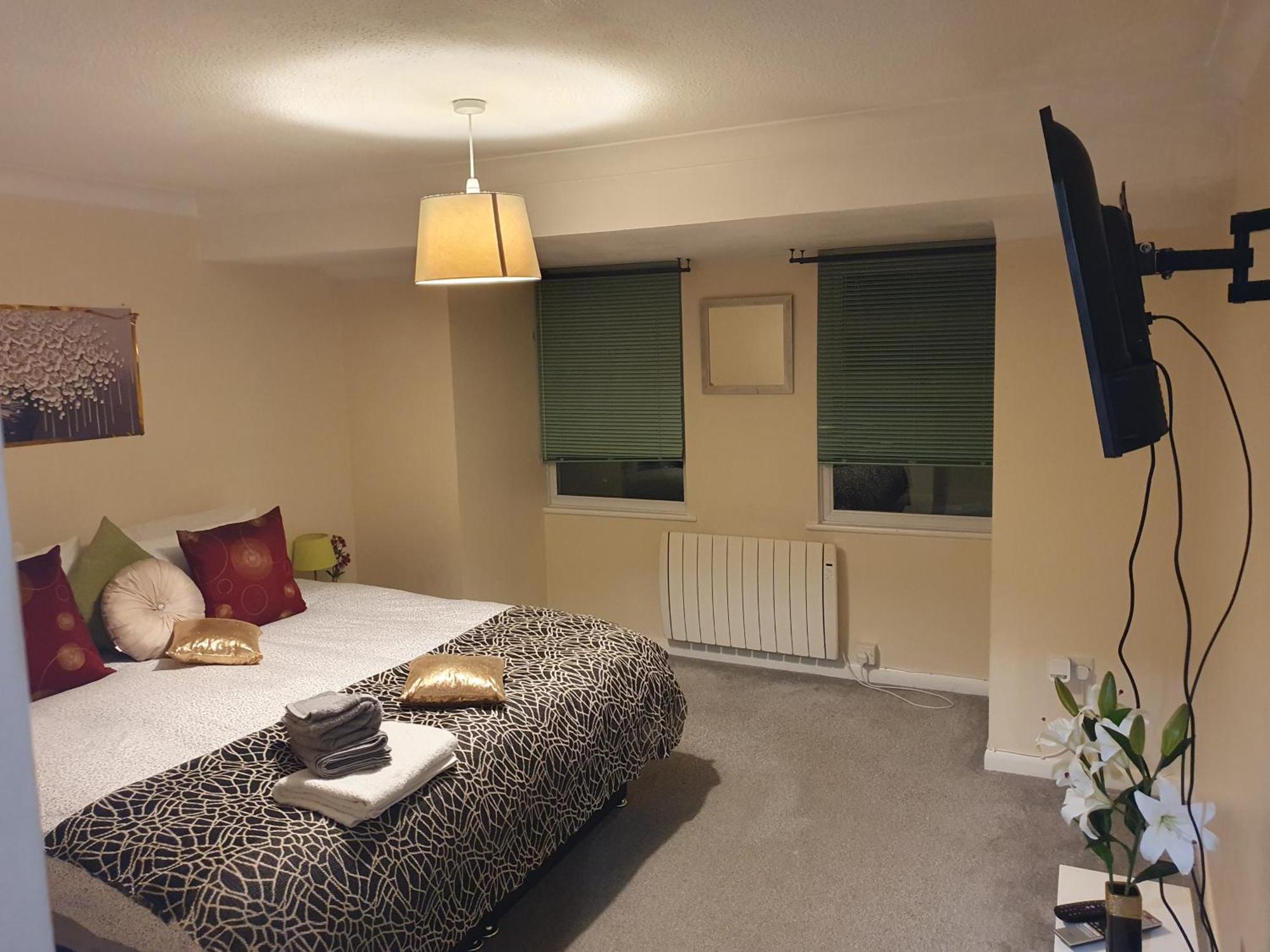 Lovely 1Bedrood Apartment Guildford Ngoại thất bức ảnh
