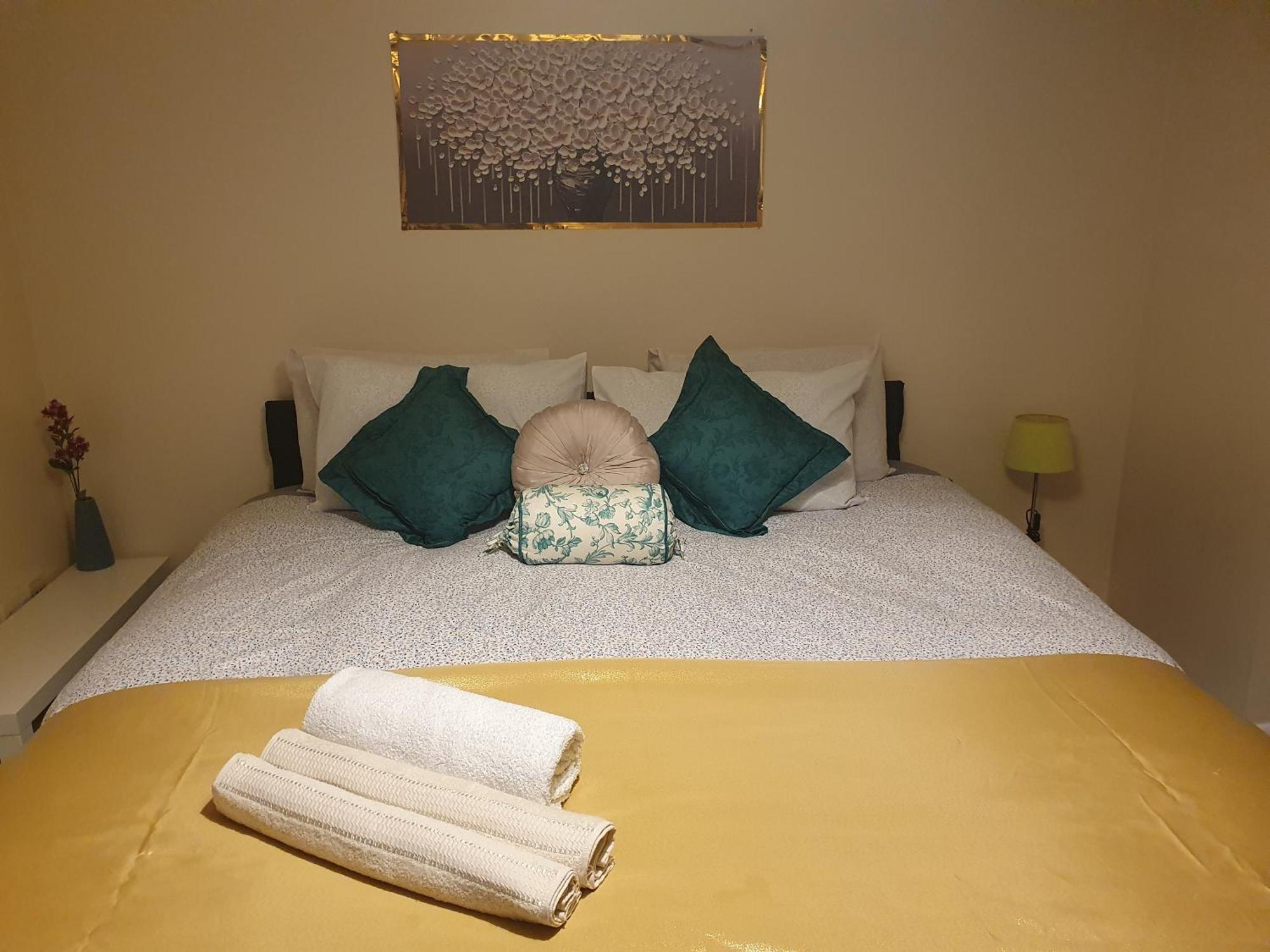 Lovely 1Bedrood Apartment Guildford Ngoại thất bức ảnh