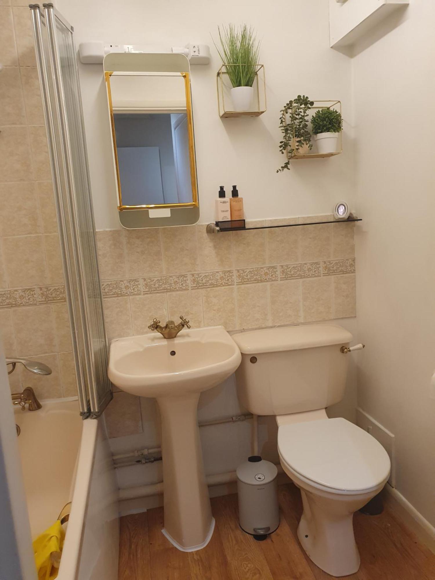 Lovely 1Bedrood Apartment Guildford Ngoại thất bức ảnh