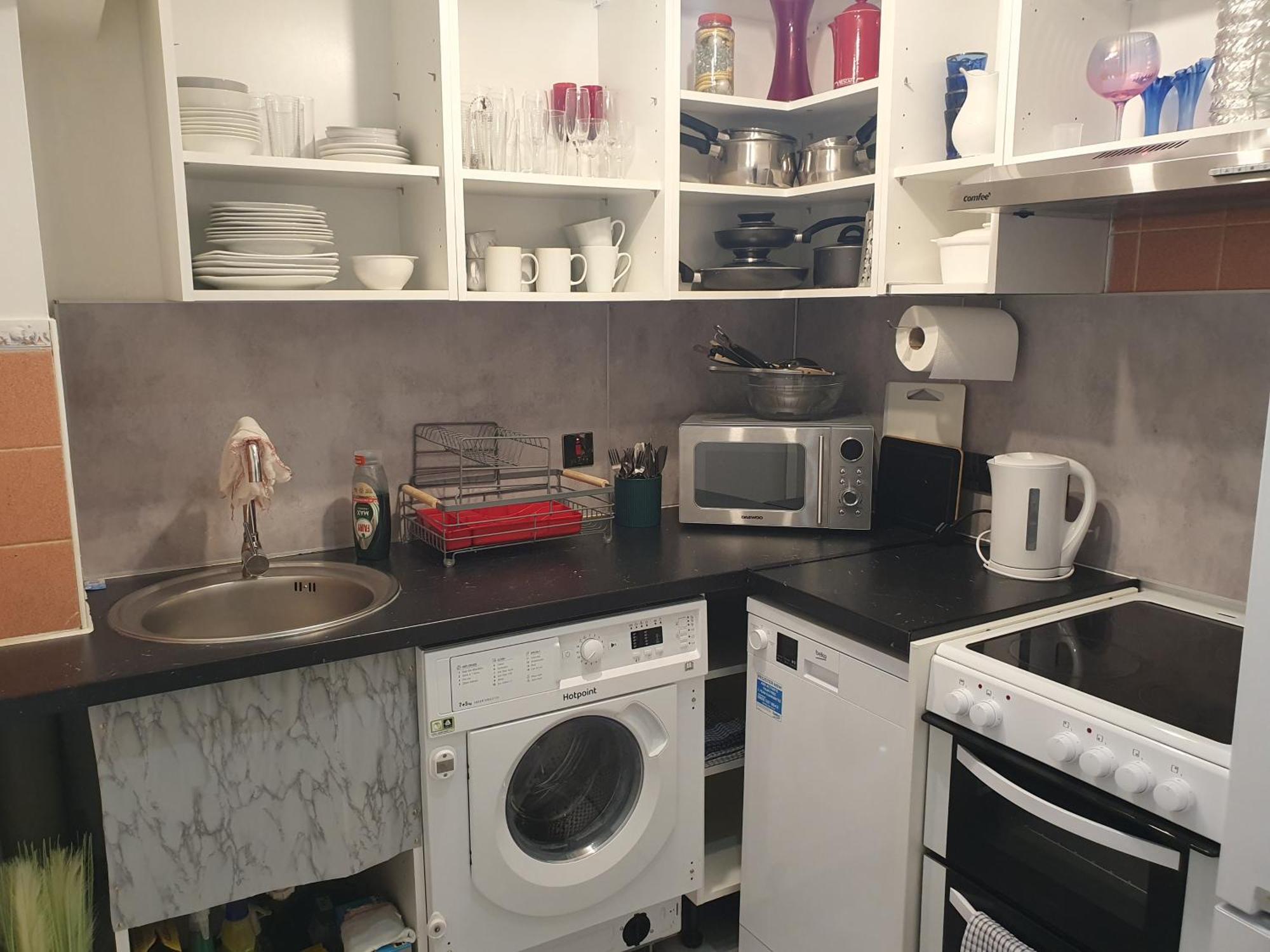 Lovely 1Bedrood Apartment Guildford Ngoại thất bức ảnh