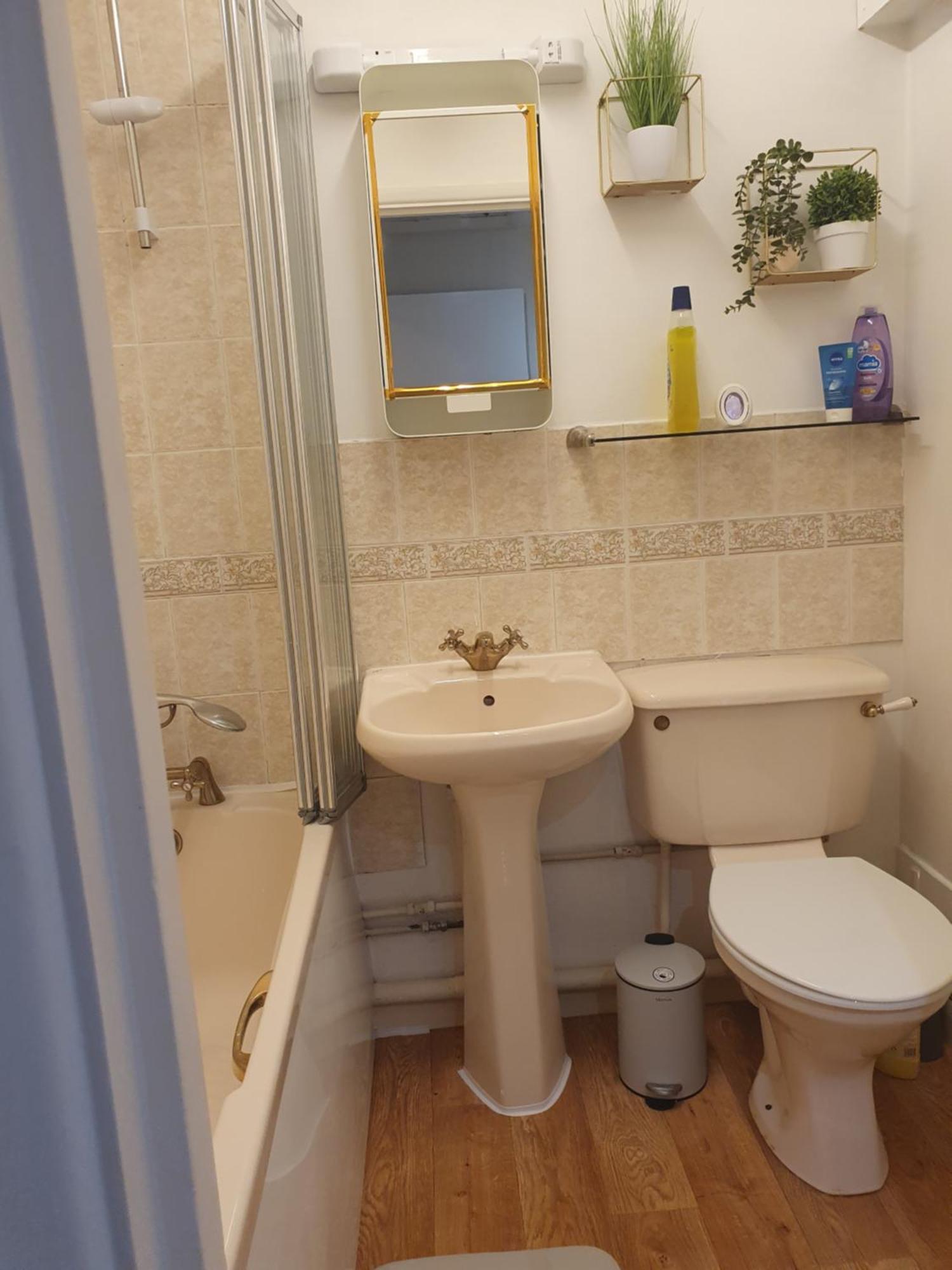 Lovely 1Bedrood Apartment Guildford Ngoại thất bức ảnh