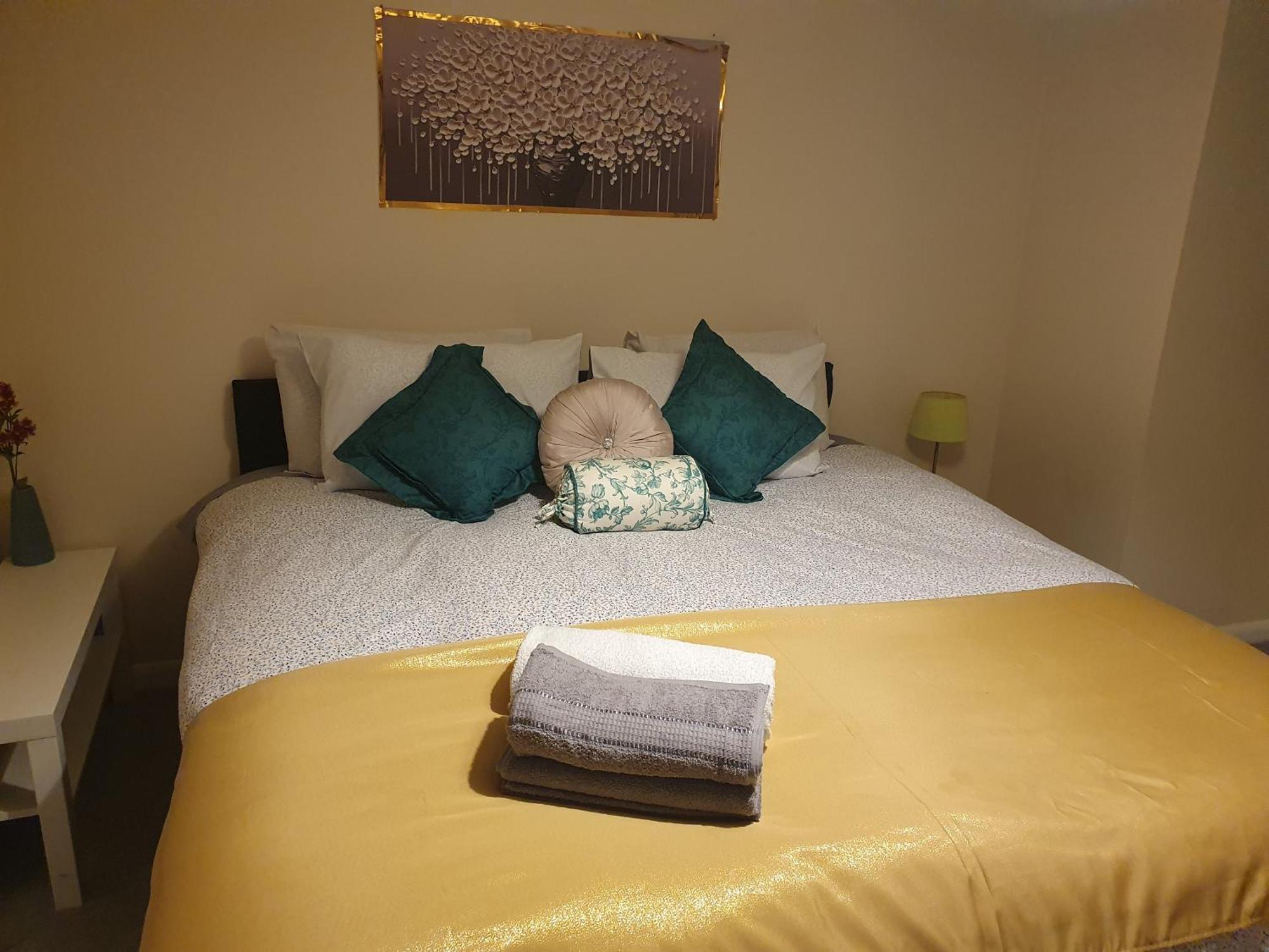 Lovely 1Bedrood Apartment Guildford Ngoại thất bức ảnh