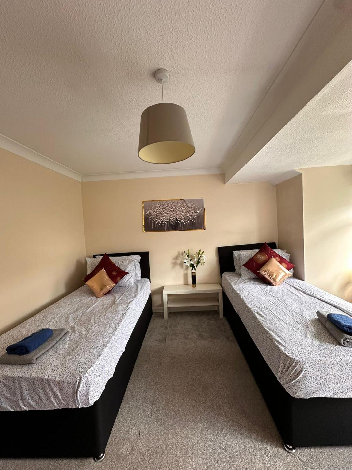 Lovely 1Bedrood Apartment Guildford Ngoại thất bức ảnh