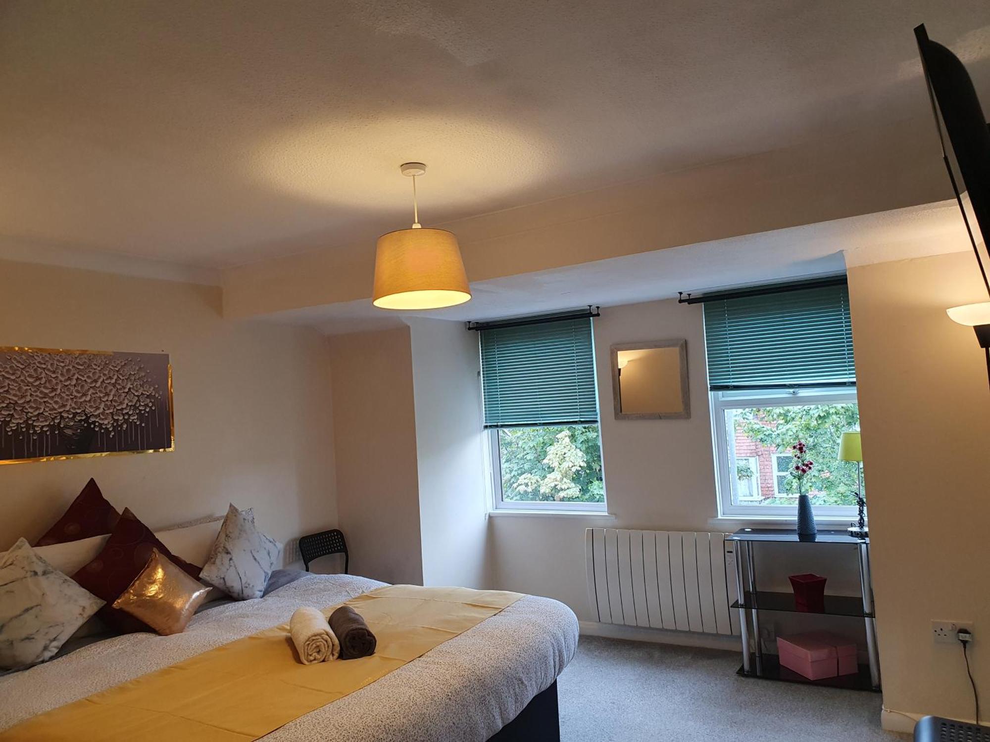 Lovely 1Bedrood Apartment Guildford Ngoại thất bức ảnh
